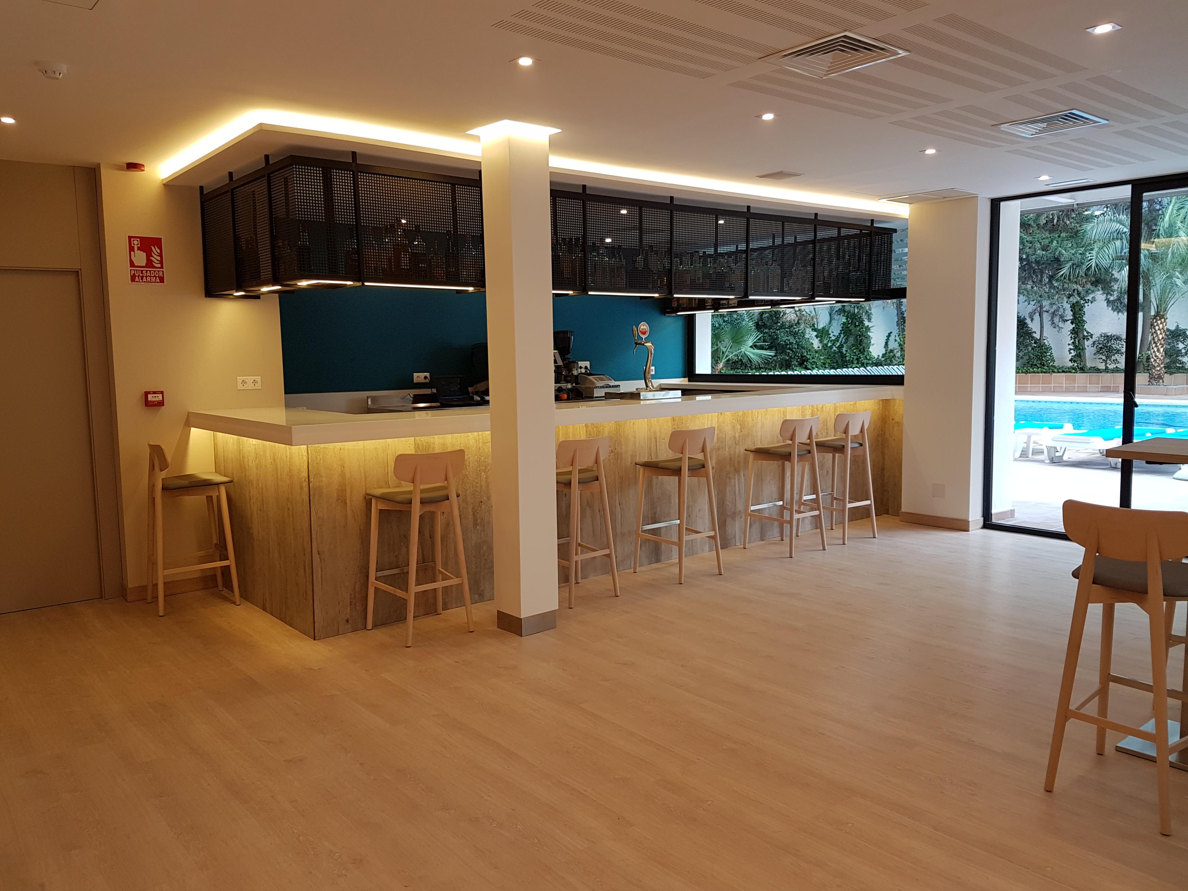 Hotel Perla เบนิดอร์ม ภายนอก รูปภาพ