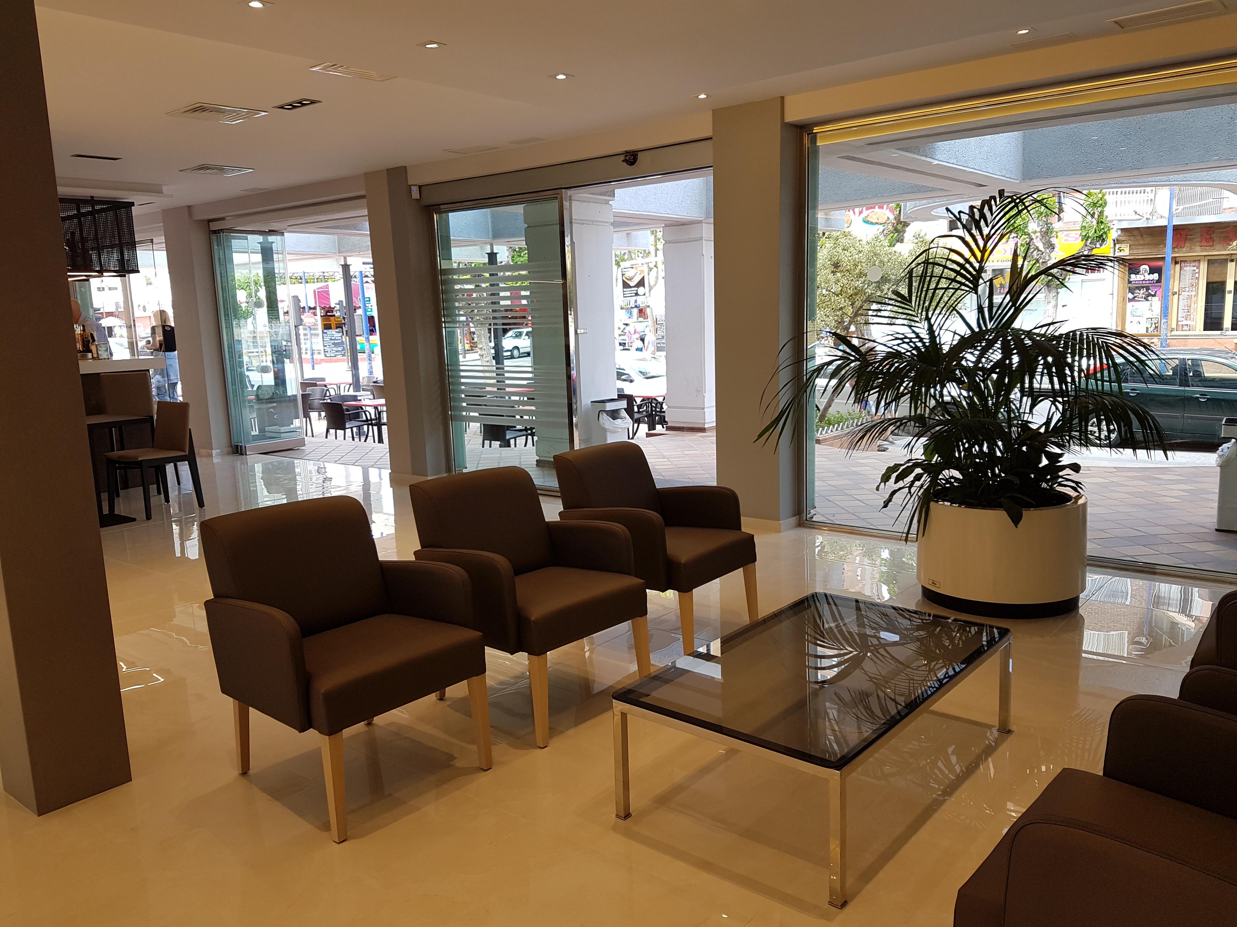 Hotel Perla เบนิดอร์ม ภายนอก รูปภาพ