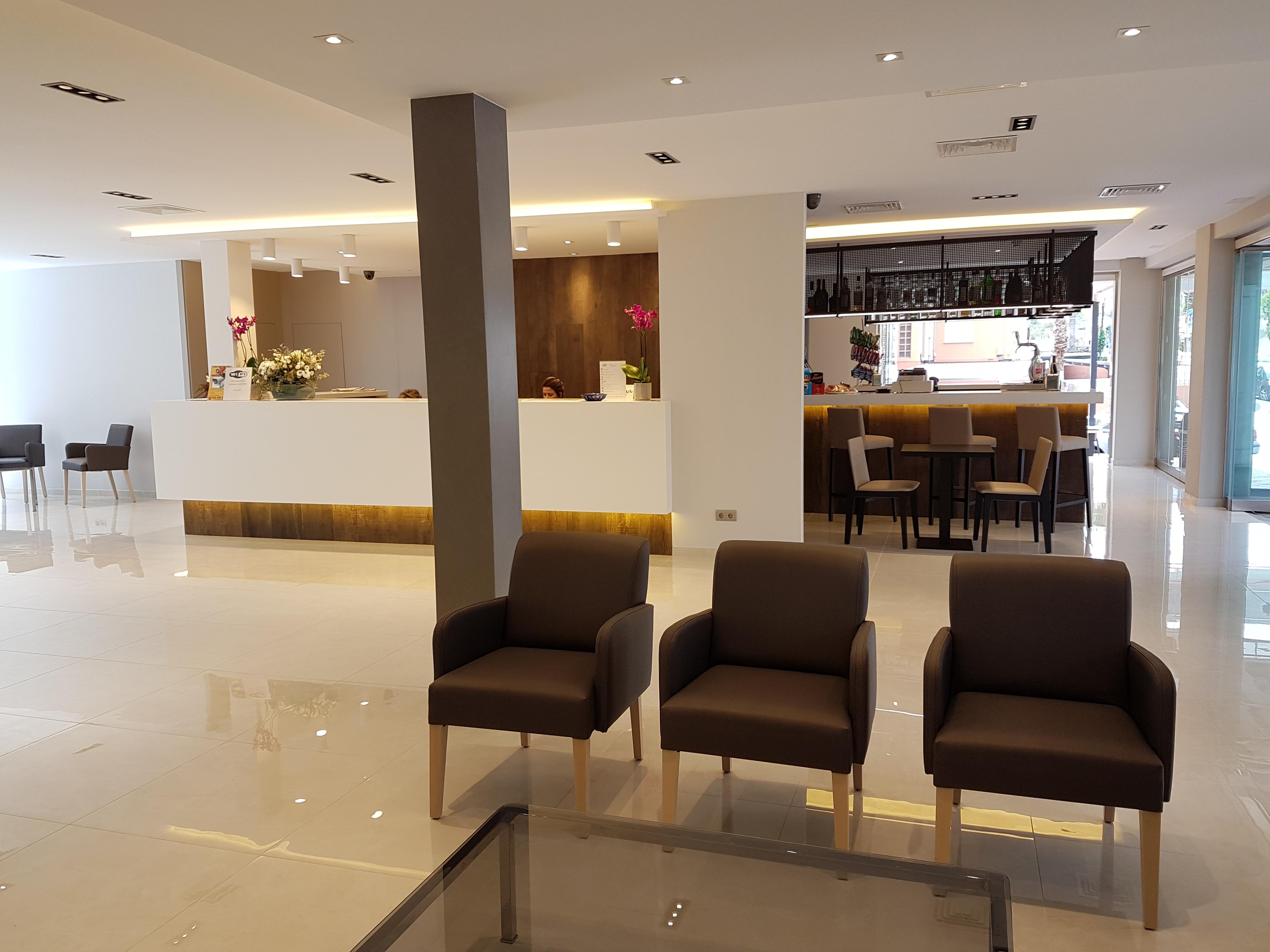Hotel Perla เบนิดอร์ม ภายนอก รูปภาพ