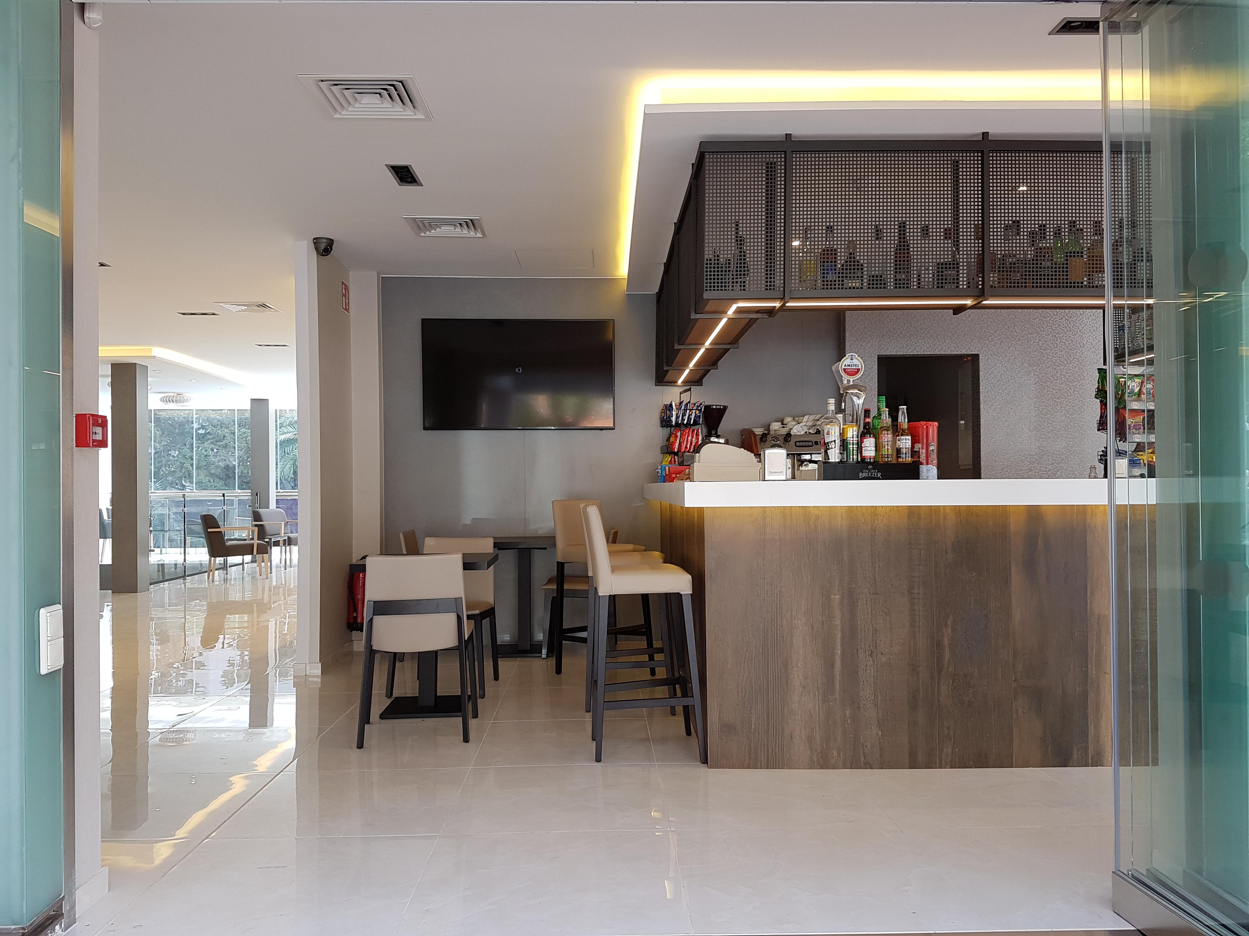Hotel Perla เบนิดอร์ม ภายนอก รูปภาพ