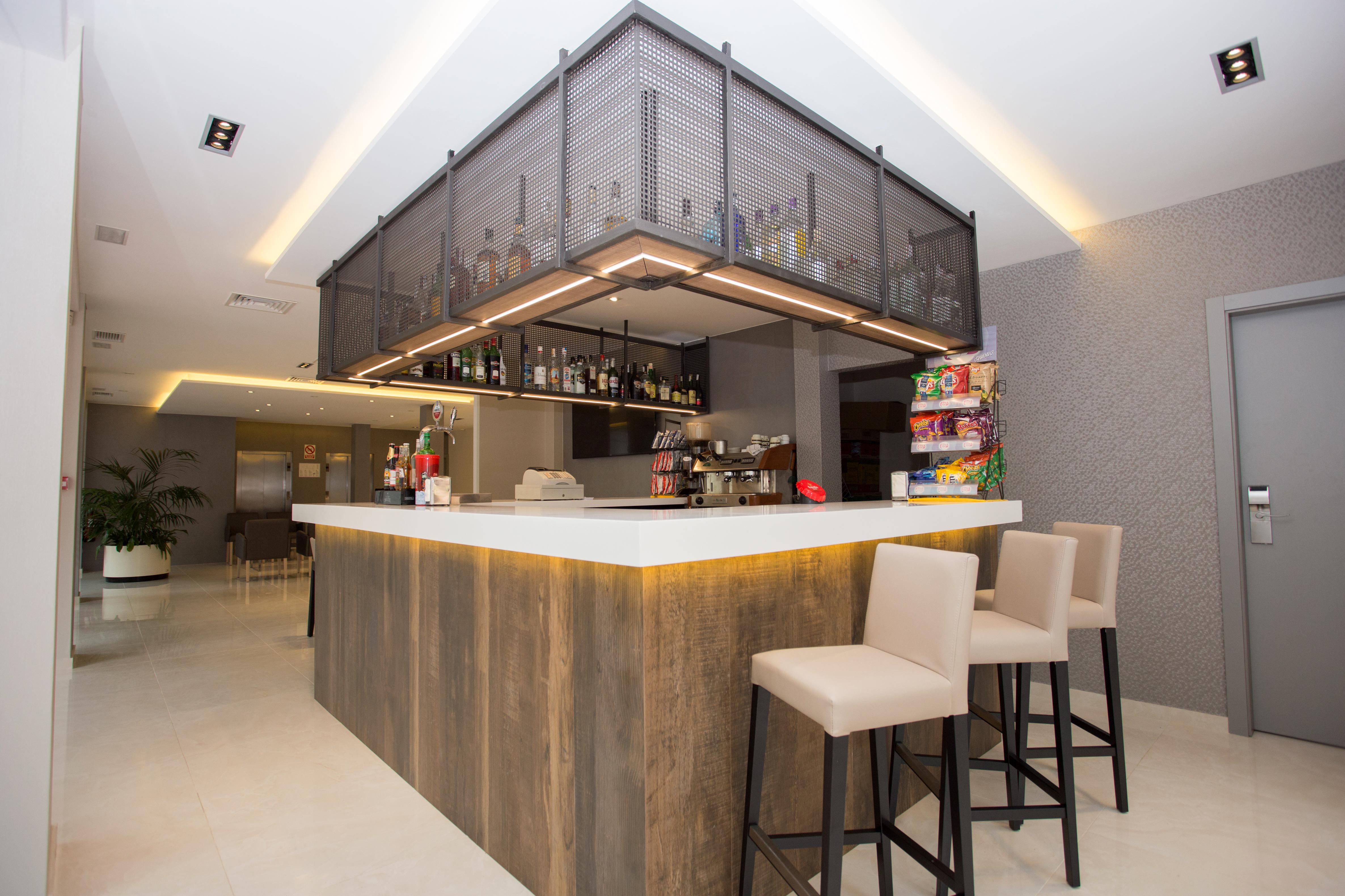 Hotel Perla เบนิดอร์ม ภายนอก รูปภาพ