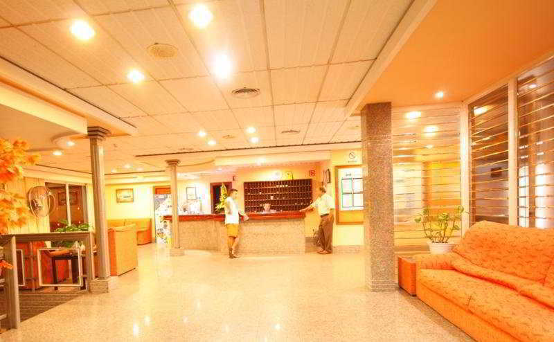 Hotel Perla เบนิดอร์ม ภายนอก รูปภาพ
