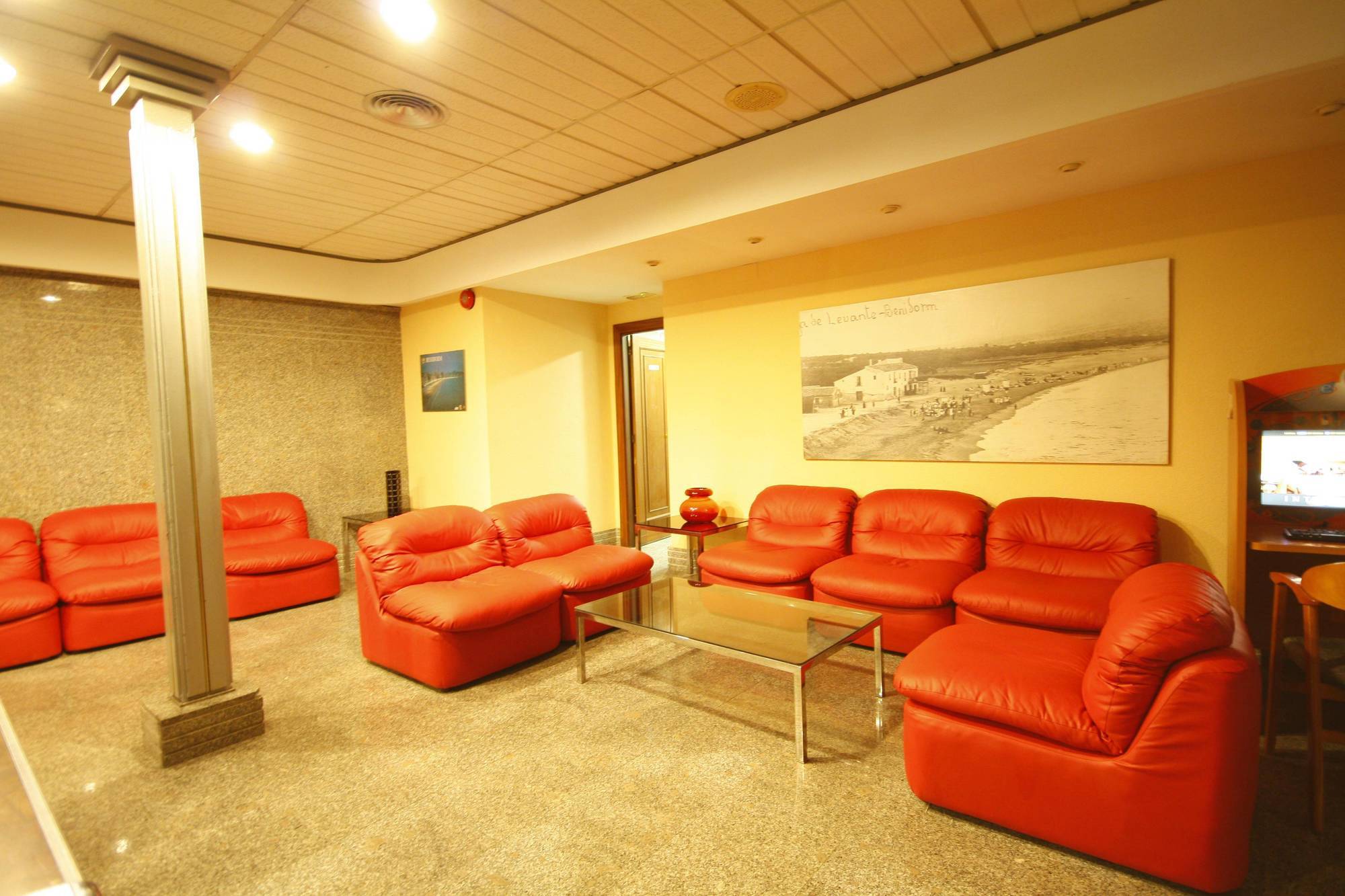 Hotel Perla เบนิดอร์ม ภายนอก รูปภาพ